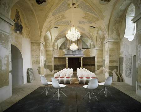 St. Bartholomew’s Church features Verner Panton chairs