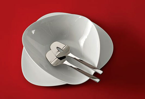 Colombina collection table set by Doriana and Massimiliano Fuksas:alessi Fall/winter 2007